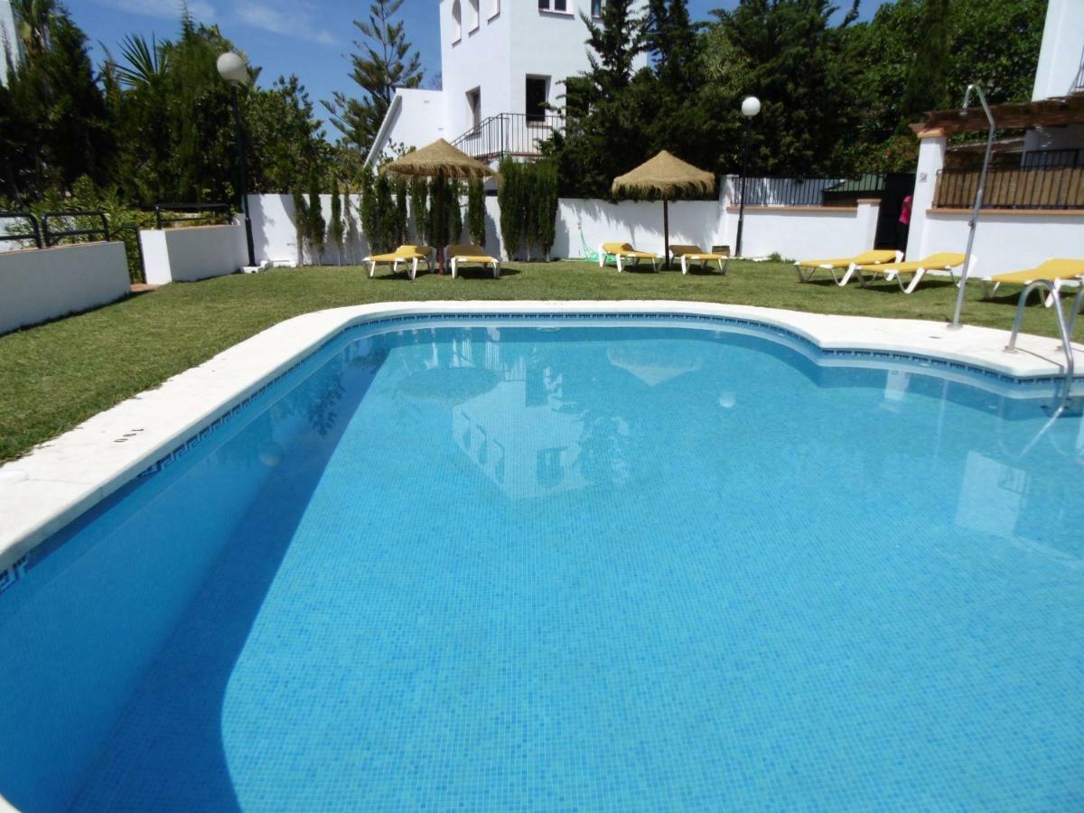 Apartamentos Luna De Nerja Buitenkant foto