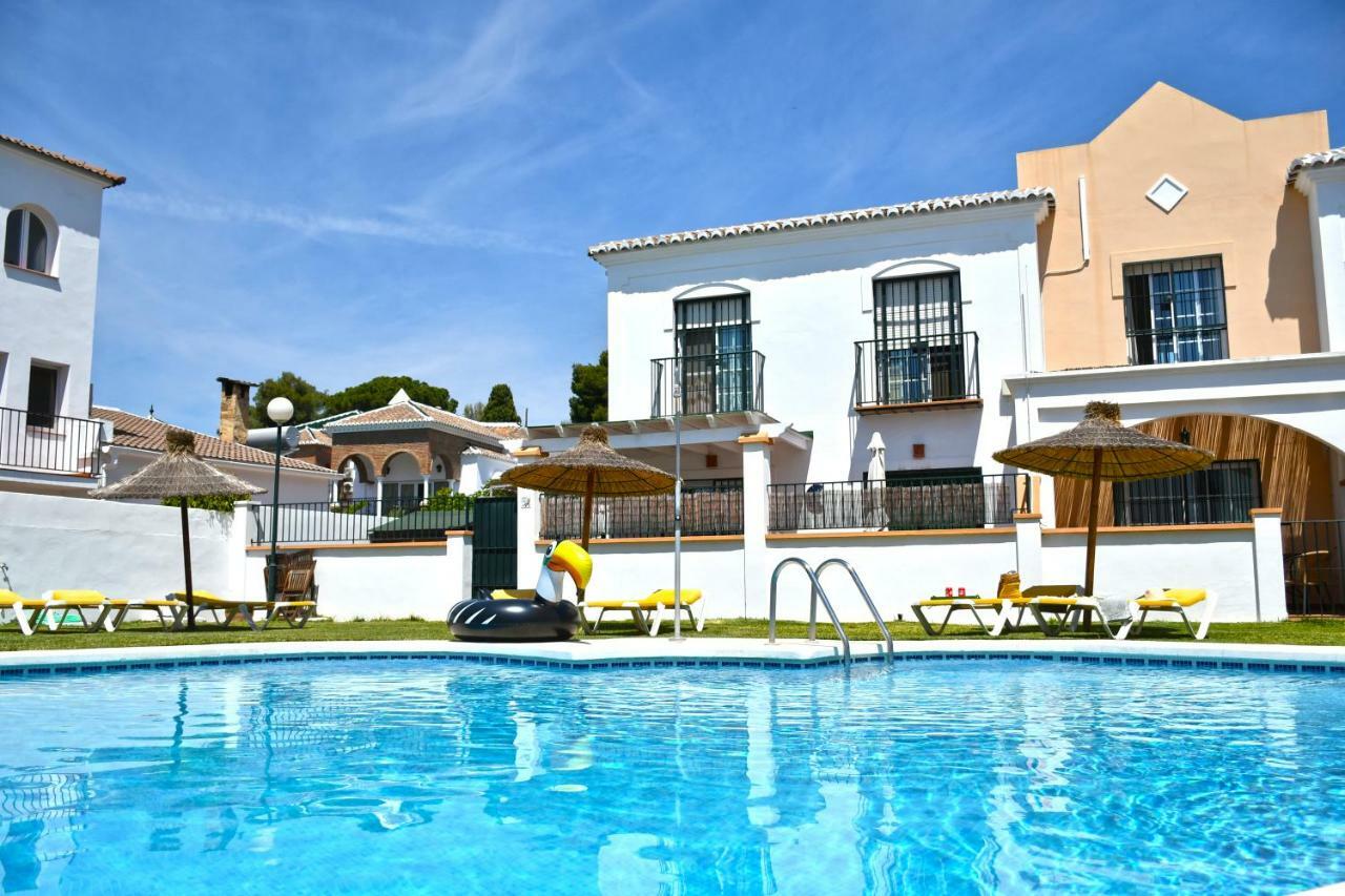 Apartamentos Luna De Nerja Buitenkant foto