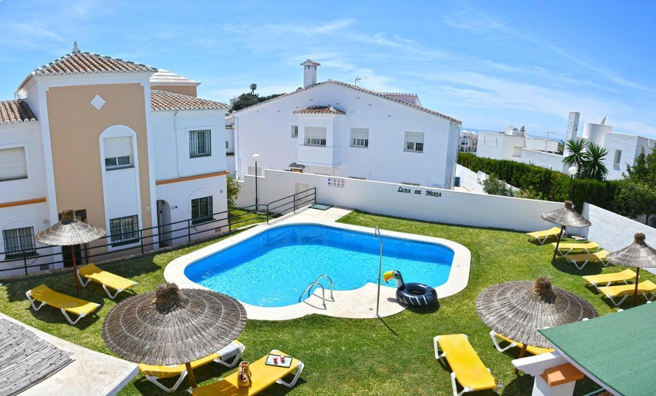 Apartamentos Luna De Nerja Buitenkant foto
